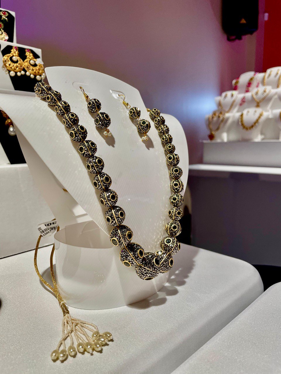 Timeless Grace Oxidized Necklace Set