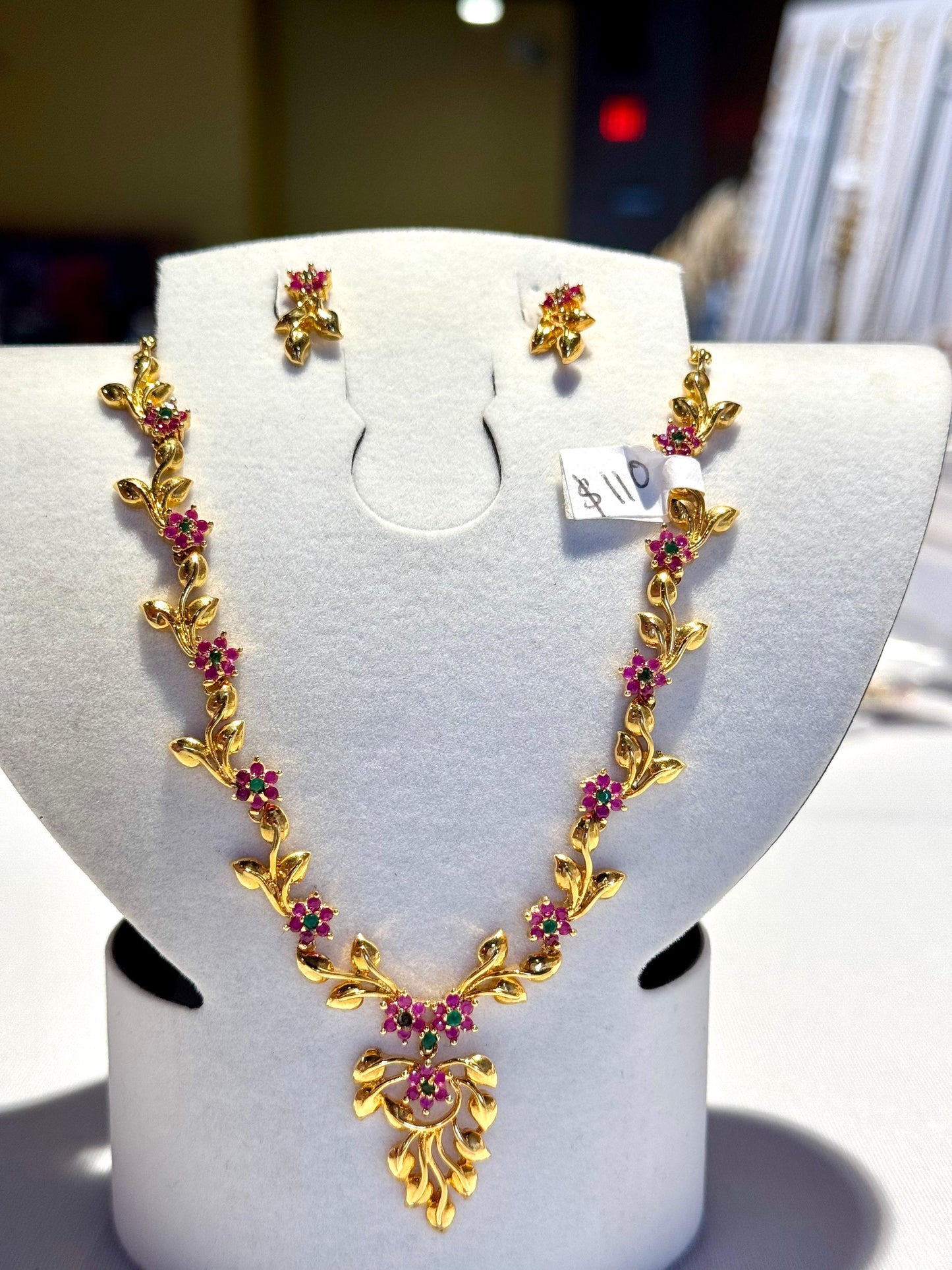 Blossom Elegance Necklace Set