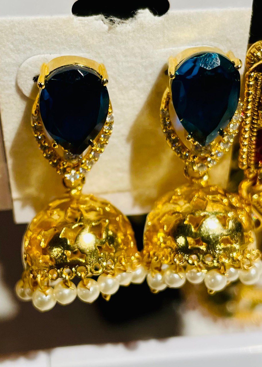 Green Gold Tone Pearl Bead Kundan Jhumka Earrings