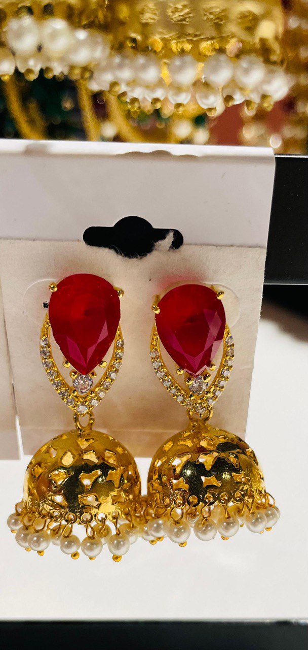 Green Gold Tone Pearl Bead Kundan Jhumka Earrings