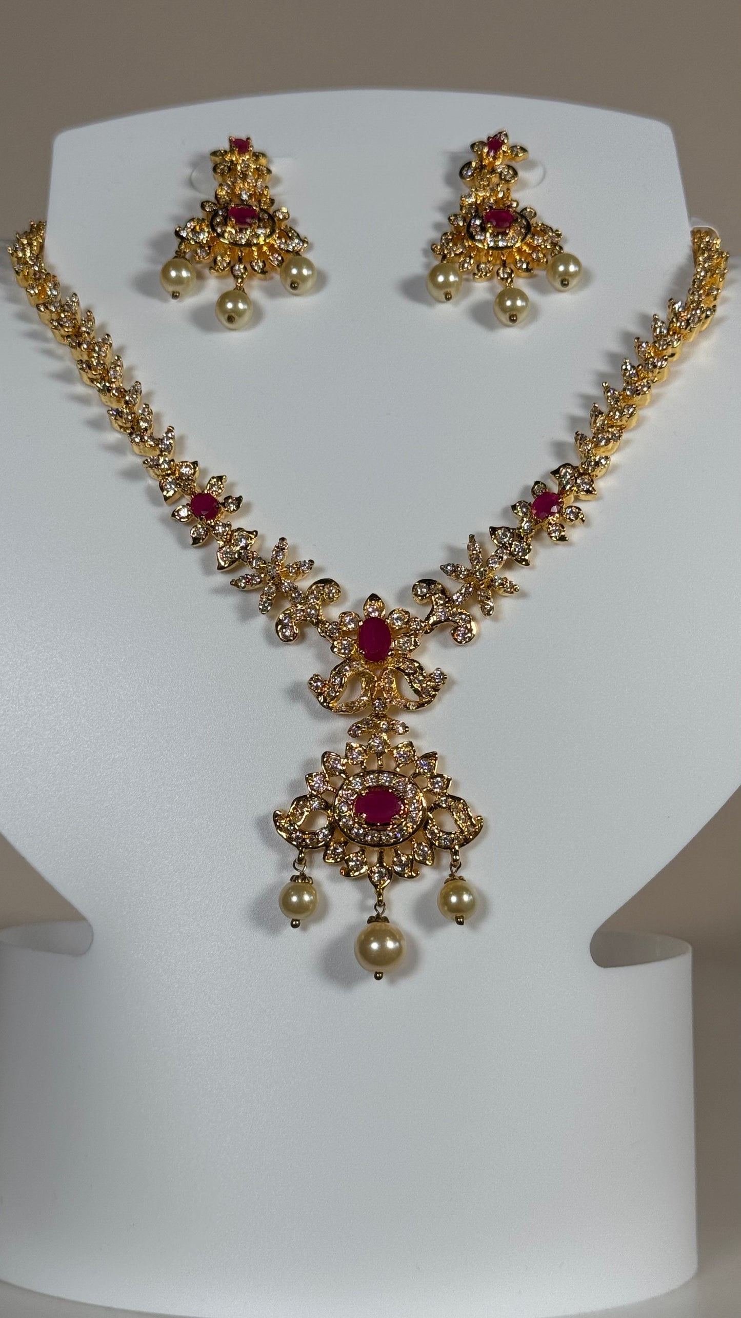 Ruby Pearl Grace Necklace Set