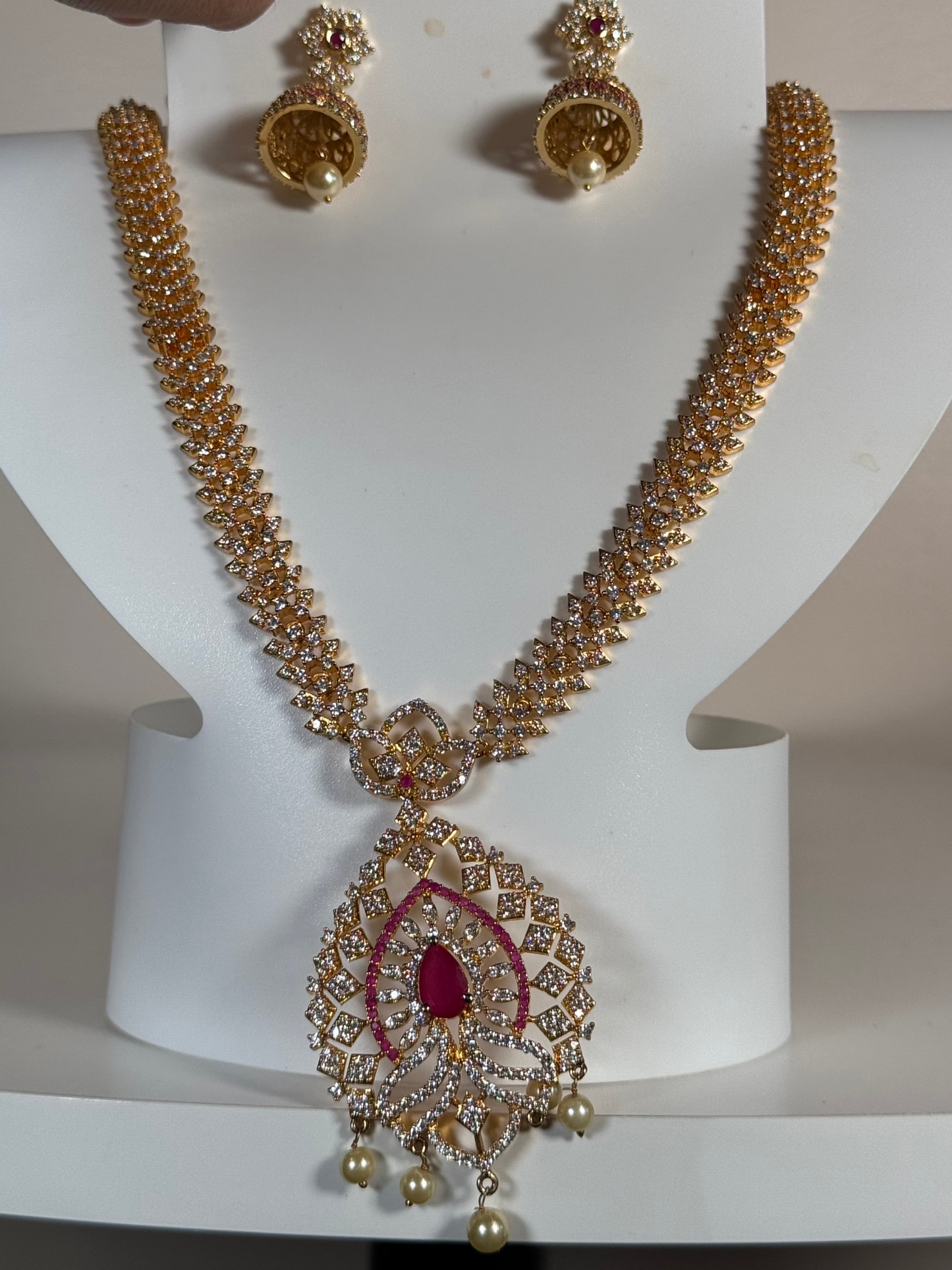 Red Teardrop Pearl Necklace Set