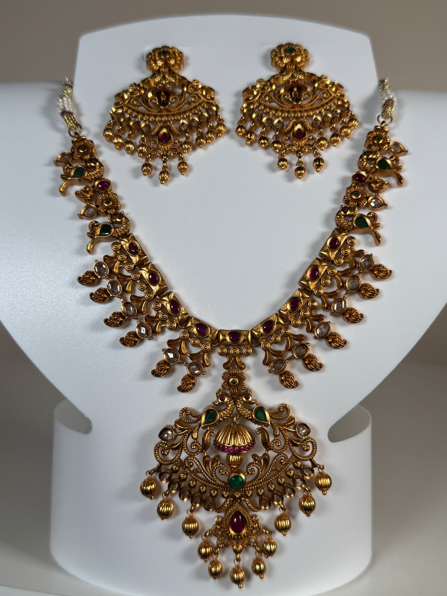 Royal Temple Gem Necklace Set