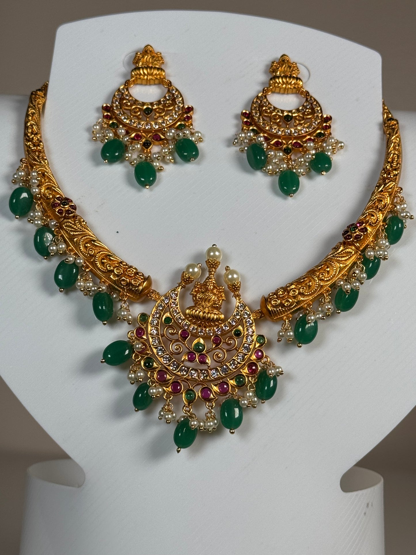 Green Crescent Temple Necklace Set