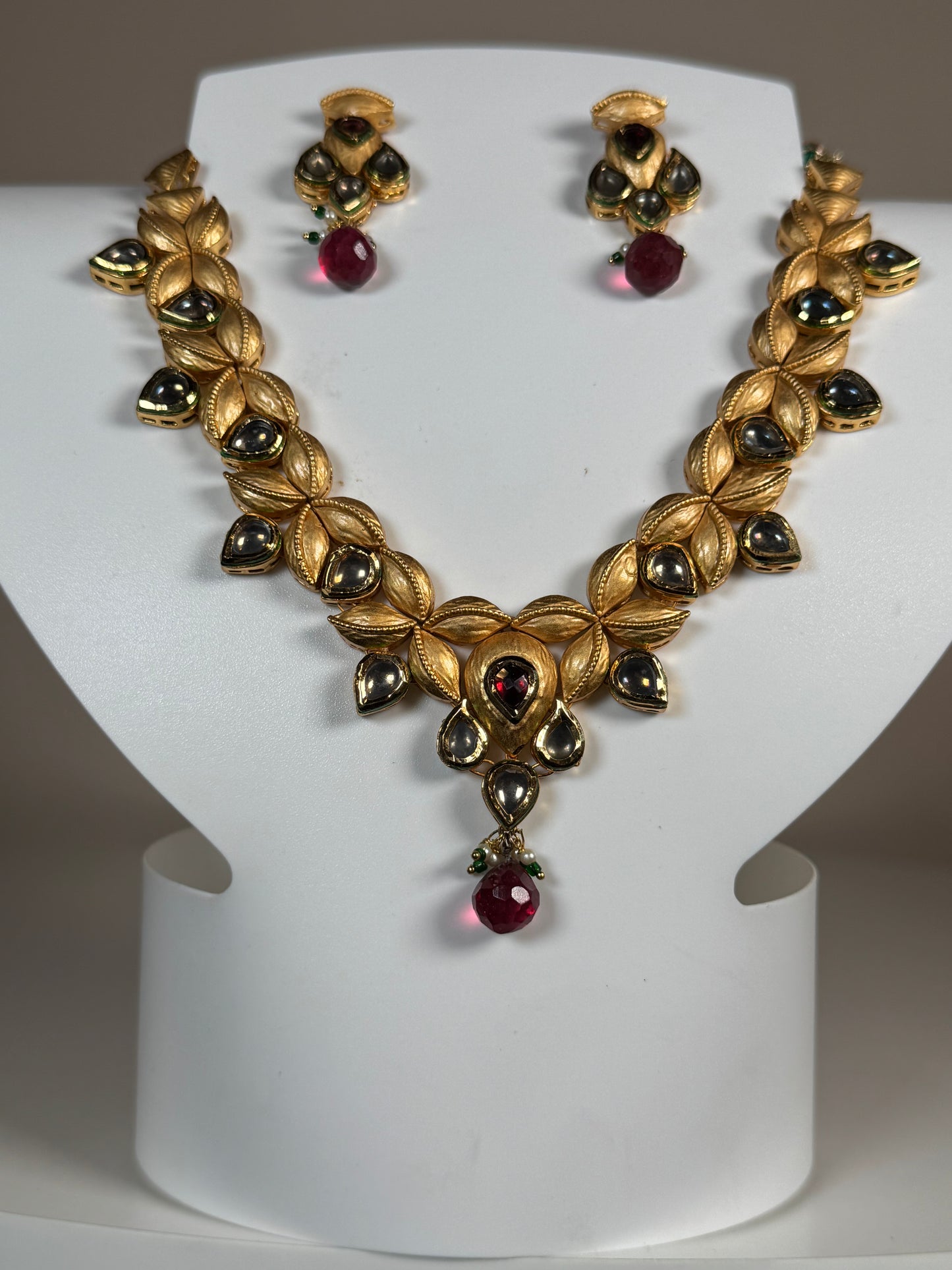 Ruby Bloom Necklace Set