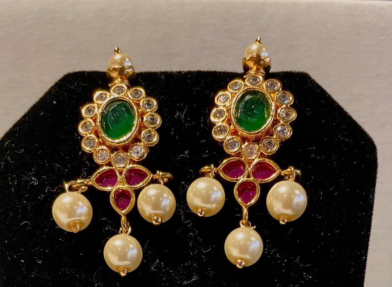 Gold tone ruby-green-white pearl Earrings