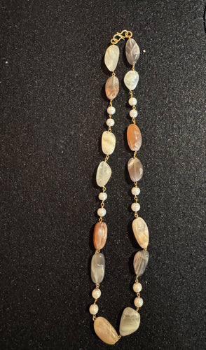 Earthy Elegance Beaded Necklace