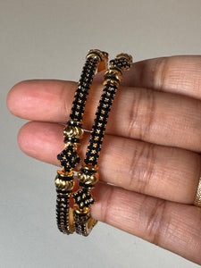 Black Gold Elegance Bangles